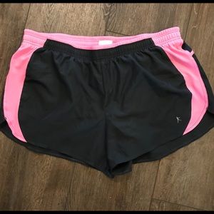 🦌Danskin Shorts XL Pink & Black EUC